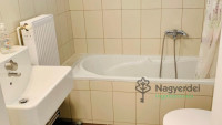 Debrecen, Nagyerdő, Lakás, tégla lakás  