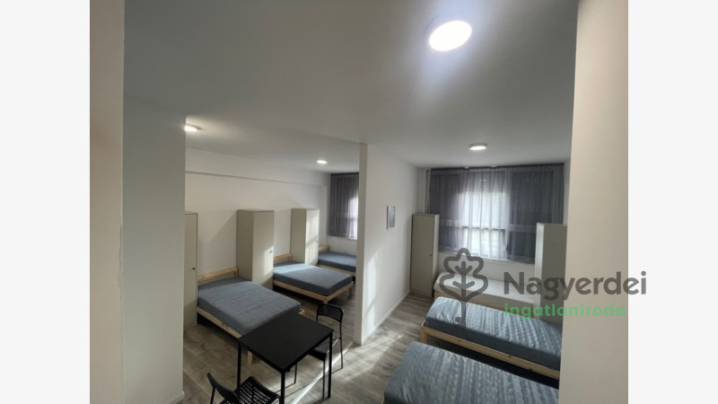 Debrecen, Kereskedelmi ingatlan, panzió  