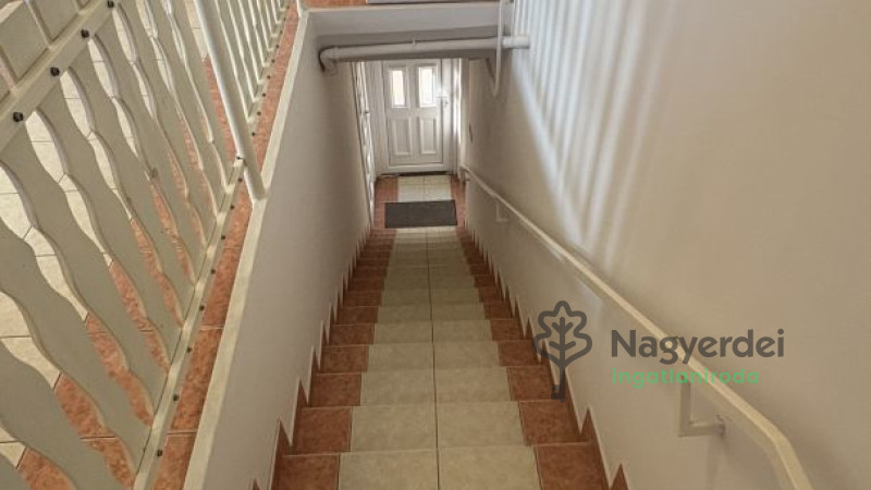 Debrecen, Epreskert, Lakás, tégla lakás  