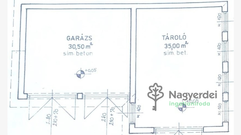 Debrecen, Akadémia kert, Ház, családi ház  