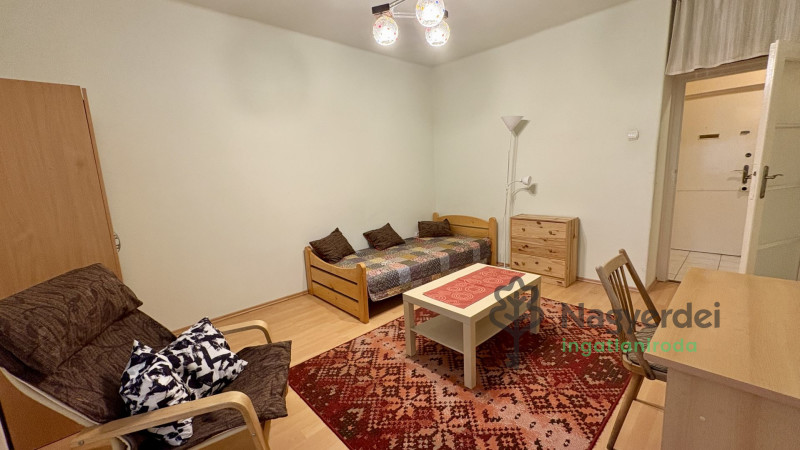 Debrecen, Sestakert, Lakás, tégla lakás  